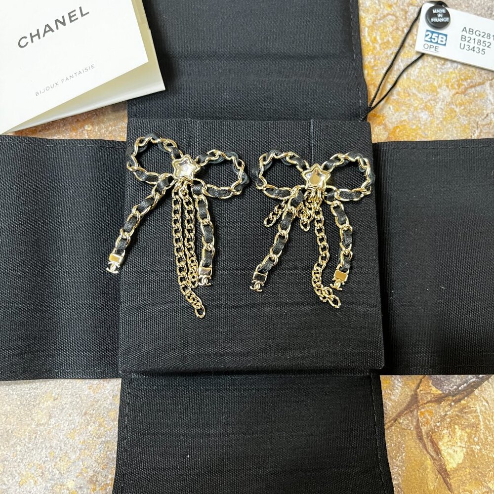 Chanel Ribbon Earrings New With Box - Picture 4 of 9